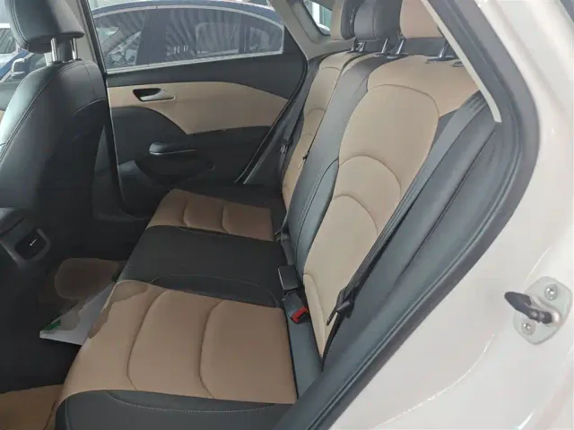 Chevrolet Monza — Фото автомобиля 16