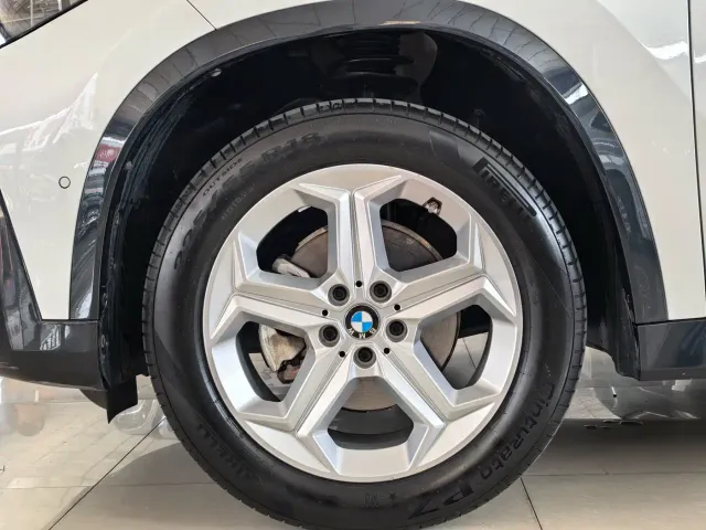 BMW X1 — Фото автомобиля 15