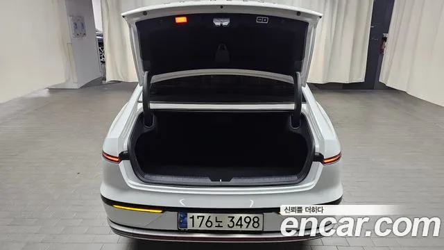 Hyundai Grandeur GN7 — Фото автомобиля 23