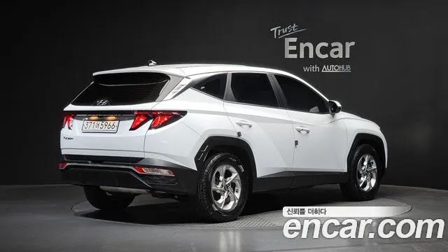 Hyundai Tucson Tucson (NX4) Бензин 1.6 турбо 2WD — Фото автомобиля 2