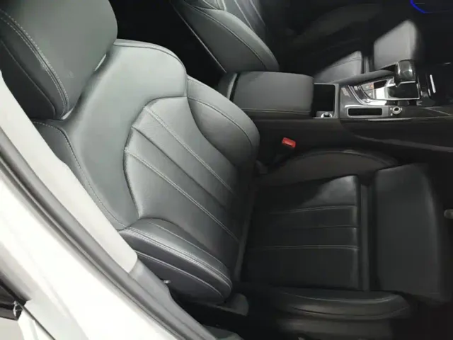 Audi A4L — Фото автомобиля 24