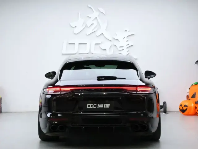 Porsche Panamera — Фото автомобиля 5