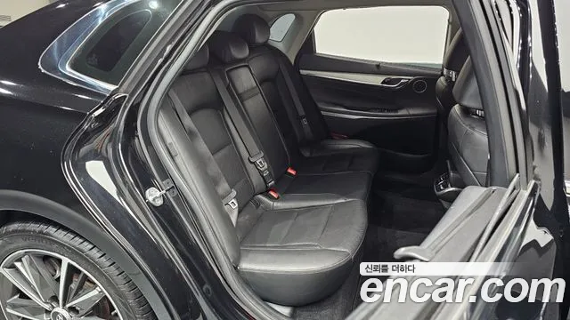 Hyundai Grandeur Новый Grandeur IG 3.0 LPi (Для проката) — Фото автомобиля 12