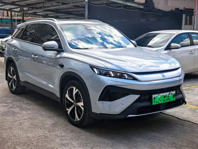 BYD Song Pro — Фото автомобиля 3