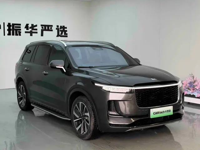 Li Auto ONE — Фото автомобиля 3