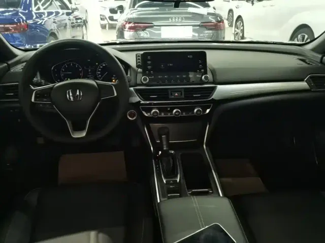 Honda Inspire — Фото автомобиля 9