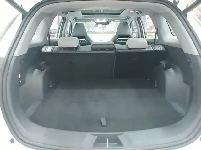 Changan CS75 Plus — Фото автомобиля 18