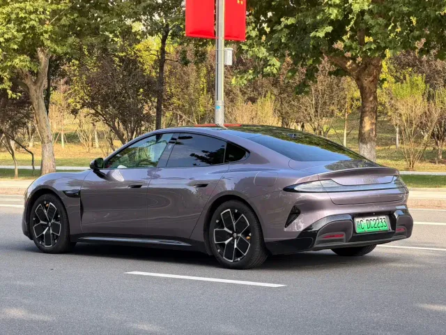 Xiaomi SU7 — Фото автомобиля 6