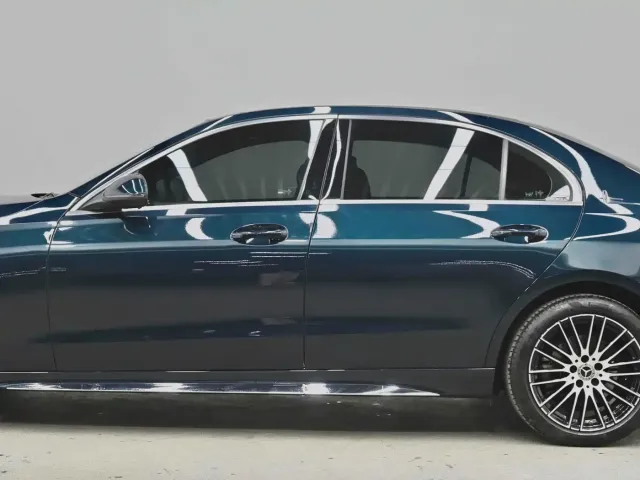 Mercedes-Benz C-Class — Фото автомобиля 16