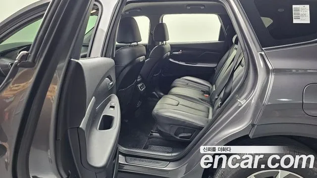 Hyundai Santafe — Фото автомобиля 25