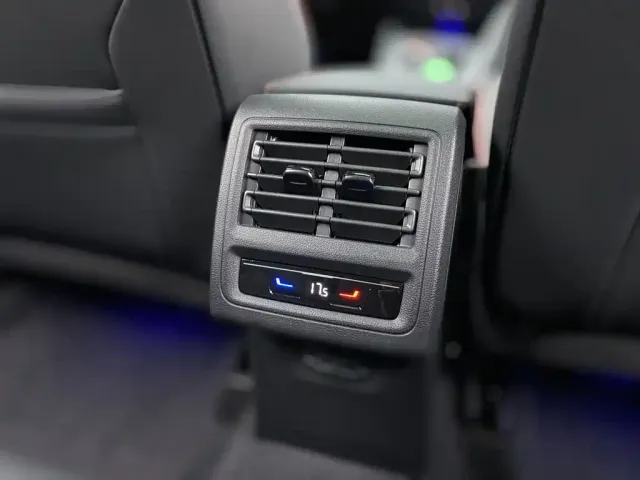 Volkswagen Golf GTI — Фото автомобиля 25