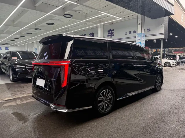 GAC Trumpchi M8 — Фото автомобиля 24
