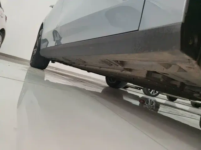 Geely Galaxy Galaxy L6 2024 125km PLUS Soaring Dragon Edition — Фото автомобиля 20