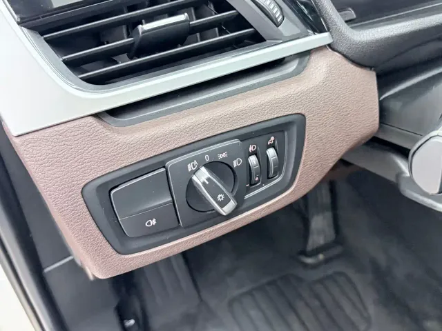 BMW X1 — Фото автомобиля 9