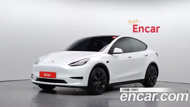 Фотография автомобиля — Tesla Model Y