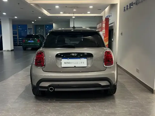 MINI Hatch — Фото автомобиля 4