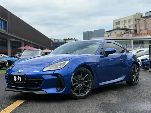 Subaru BRZ — Фото автомобиля 3