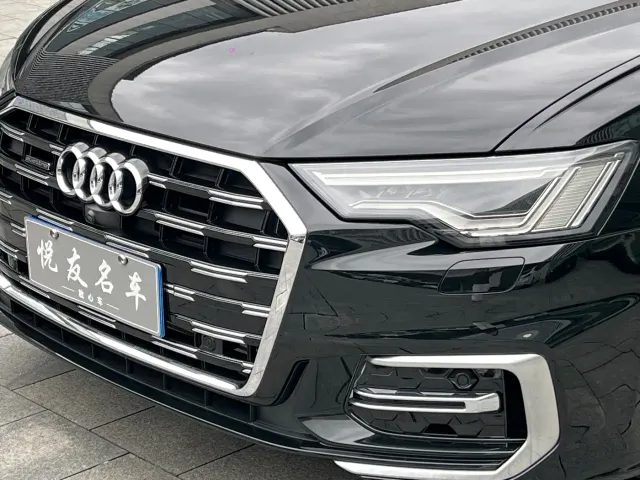 Audi A6L — Фото автомобиля 10