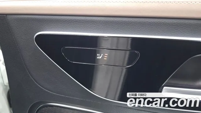 Mercedes-Benz EQE — Фото автомобиля 12