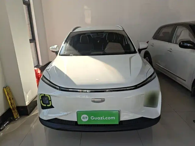 Geely Geometry E Firefly — Фото автомобиля 2