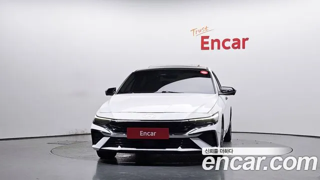 Hyundai Avante CN7 — Фото автомобиля 3