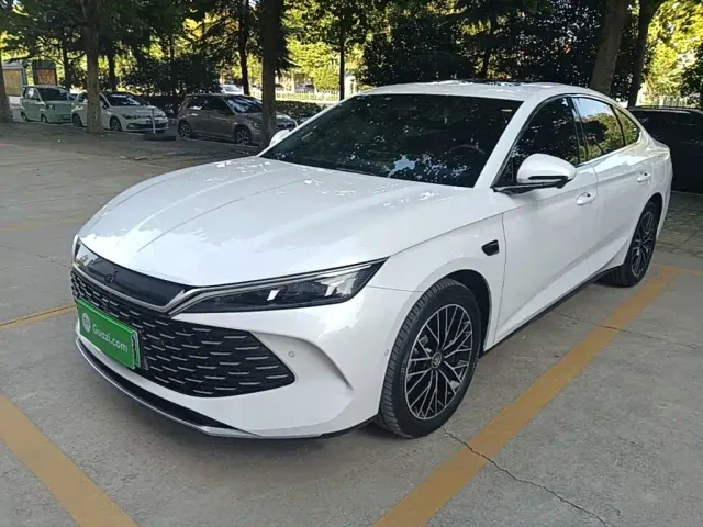 Фотография автомобиля — BYD Qin L