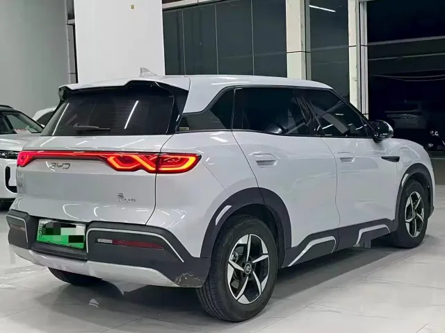 BYD Yuan UP 2024 401KM Leading Edition — Фото автомобиля 9