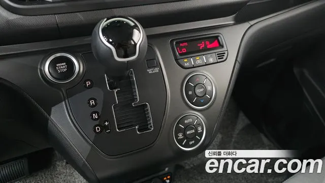 Kia RAY Новый Kia Ray Signature X Line — Фото автомобиля 9