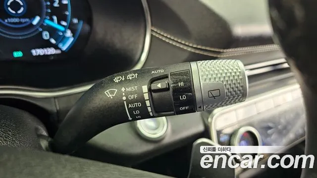 Genesis GV80 — Фото автомобиля 28