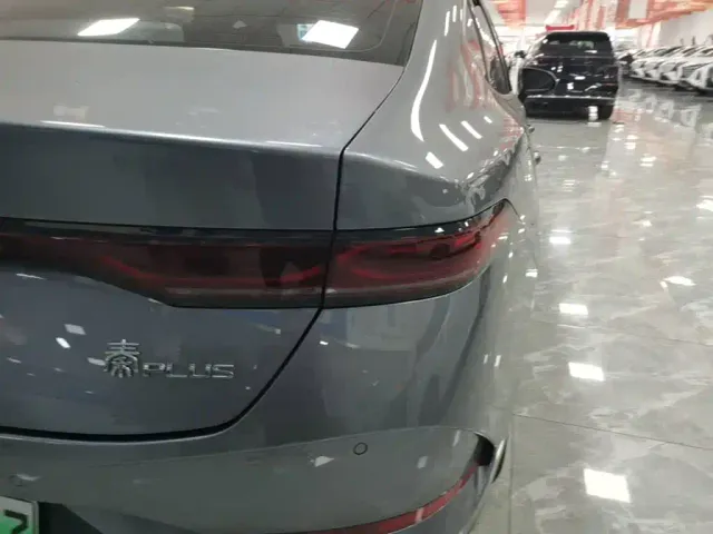 BYD Qin PLUS — Фото автомобиля 7