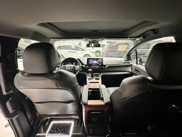 Toyota Granvia — Фото автомобиля 20
