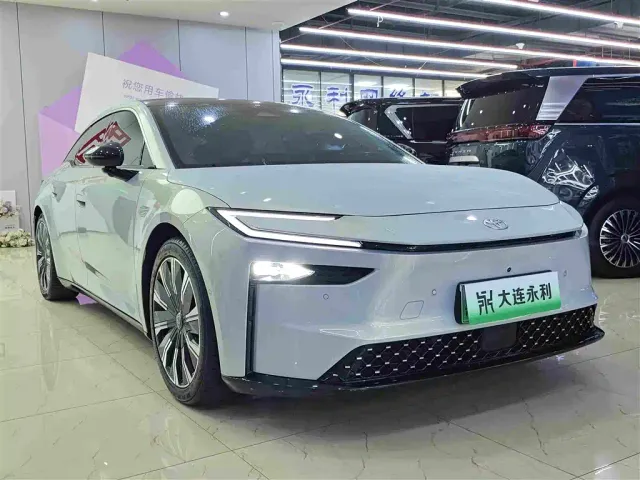 Toyota BoZhi 7 — Фото автомобиля 3