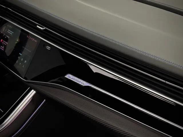 Audi RS Q8 — Фото автомобиля 10