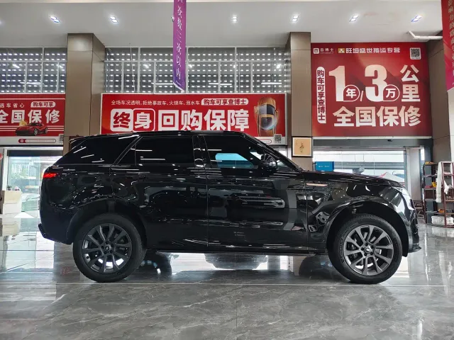 Land Rover Range Rover Sport — Фото автомобиля 22