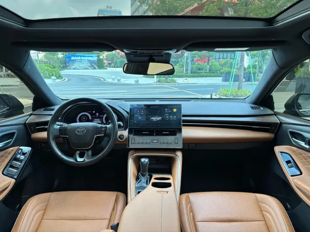 Toyota Avalon — Фото автомобиля 5