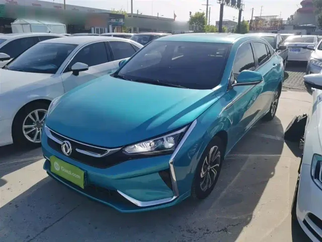 Фотография автомобиля — Dongfeng Yixuan