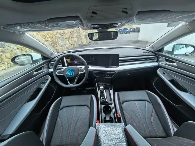 Volkswagen Lamando 2025 Model Year Lamando L 280TSI DSG Cool & Spicy PLUS Edition — Фото автомобиля 5