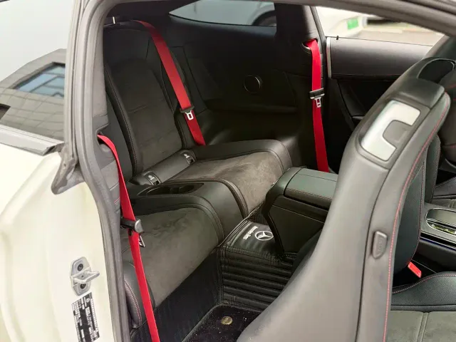 Mercedes-Benz C-Class — Фото автомобиля 10