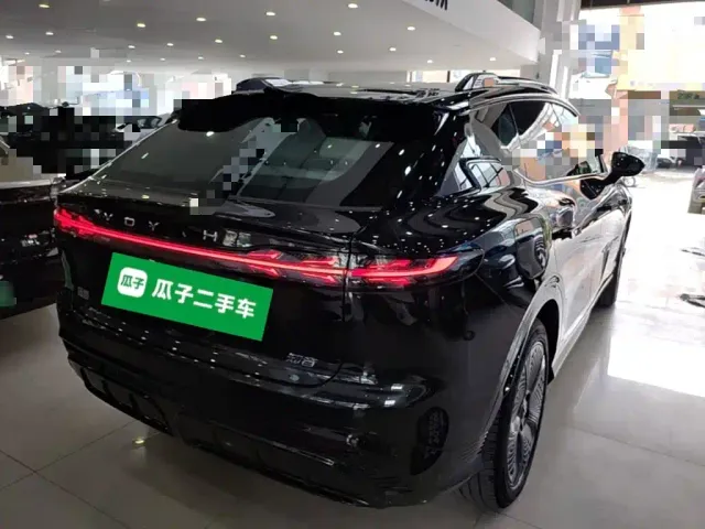 Voyah Auto Voyah Zhiyin 2024 Long Range Super Charging Edition — Фото автомобиля 6