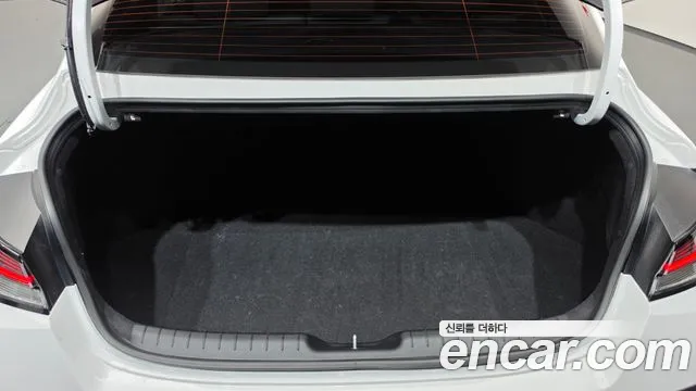Hyundai Avante CN7 — Фото автомобиля 23