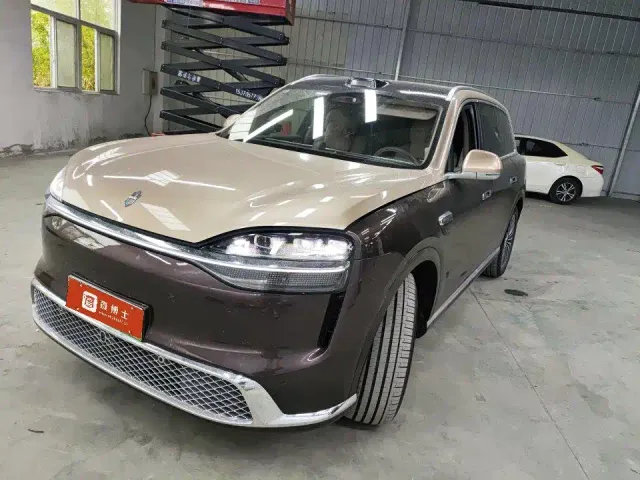 Фотография автомобиля — Aito M9