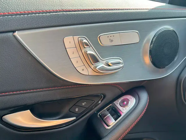 Mercedes-Benz C-Class — Фото автомобиля 16