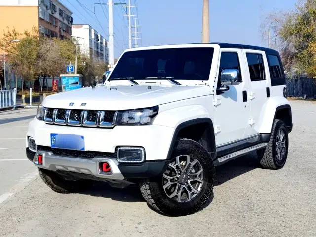 Фотография автомобиля — BAIC BJ40