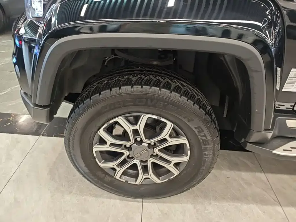 BAIC ORV Beijing Offroad BJ40 2024 2.0T Urban Hunter Glory Edition — Фото автомобиля 22