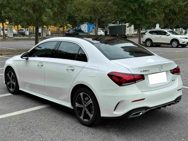 Mercedes-Benz A-Class — Фото автомобиля 13