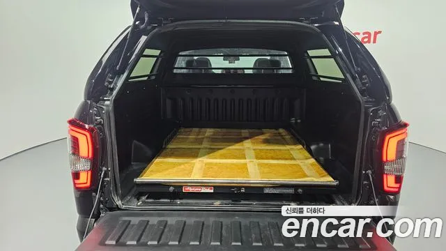 KG_Mobility_Ssangyong Rexton Новый Rexton Sport Khan Дизель 2.2 4WD — Фото автомобиля 20