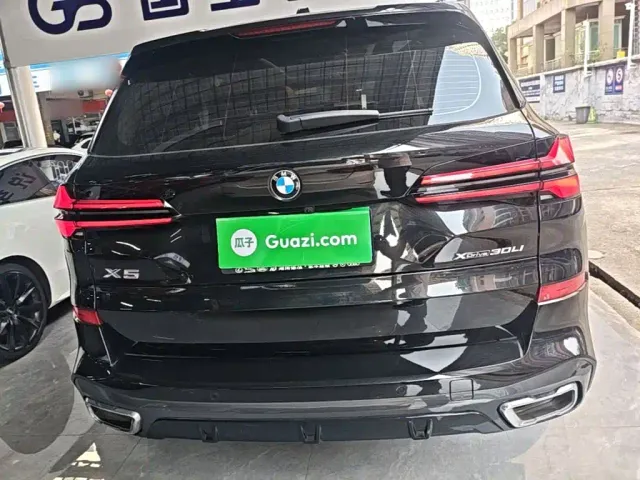 BMW X5 — Фото автомобиля 5