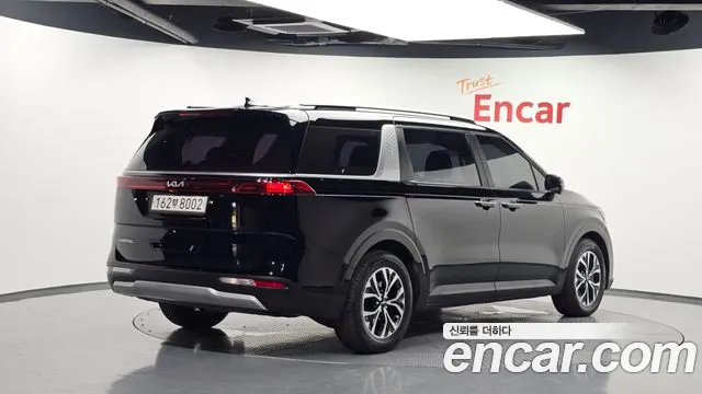 Kia Canival Carnival 4 поколение 9 мест Prestige — Фото автомобиля 2