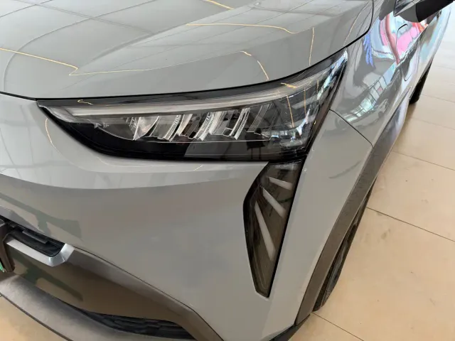 GAC Aion Y — Фото автомобиля 2