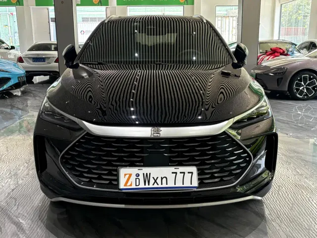 BYD Tang — Фото автомобиля 2